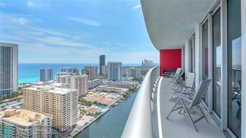 Property Photo:  2600 E Hallandale Beach Blvd T3202  FL 33009 