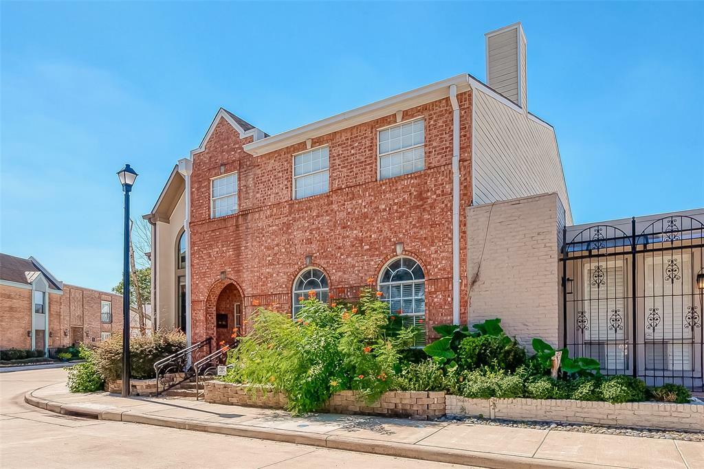 Property Photo:  4118 Meyerwood Drive  TX 77025 