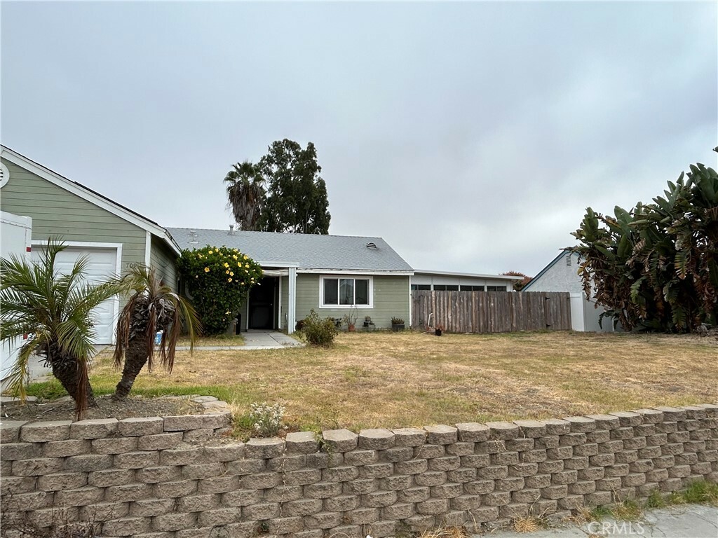 Property Photo:  709 Isidore Street  CA 92057 