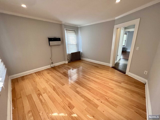 Property Photo:  565 Kingsland Avenue 2  NJ 07071 