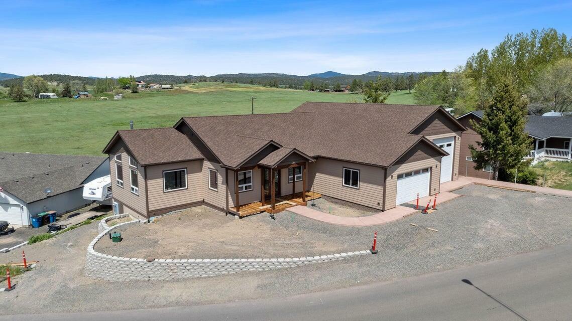 Property Photo: 3248 NE Yellowpine Road 00 OR 97754