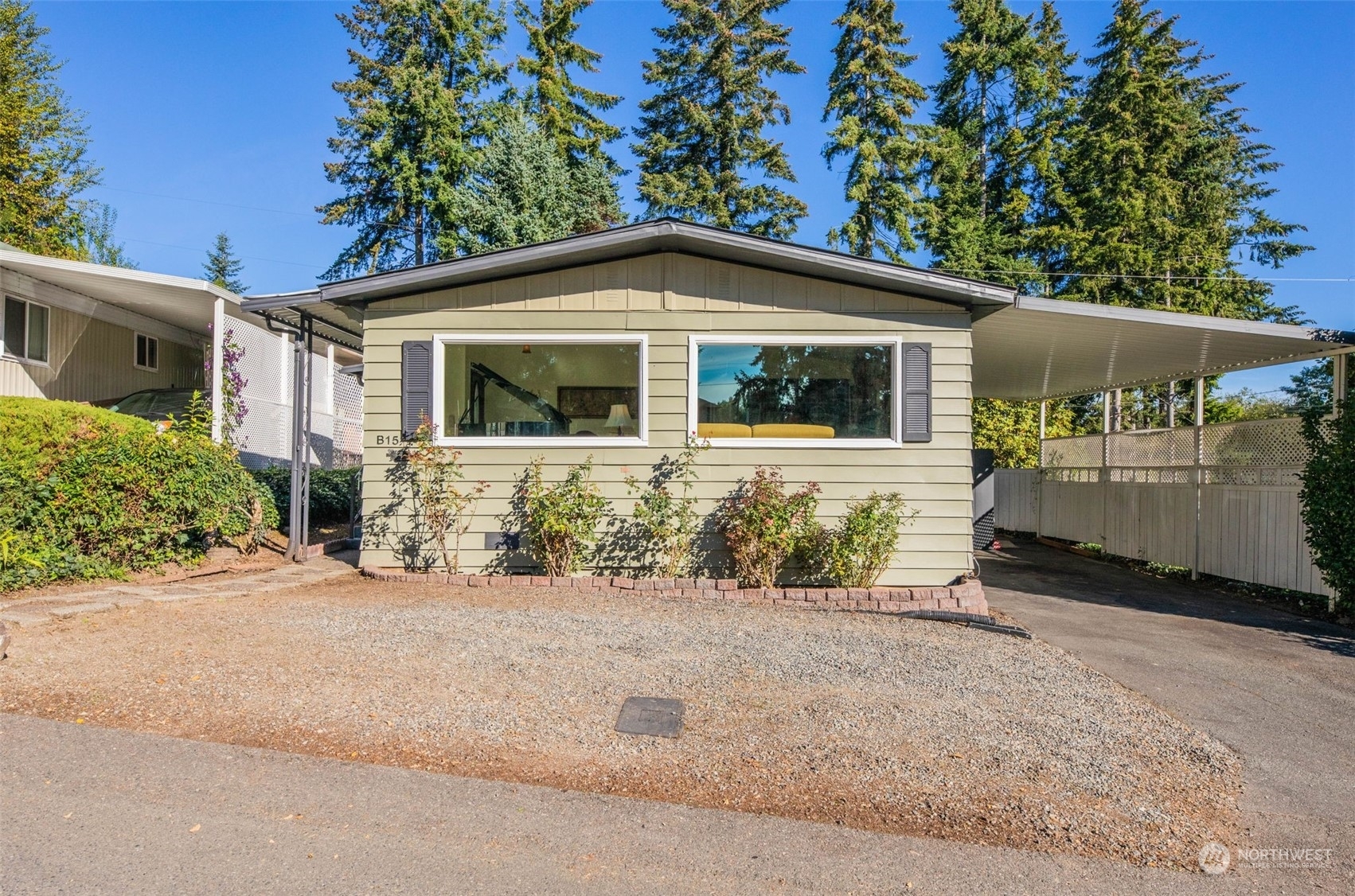 Property Photo:  23708 Locust Way 15B  WA 98021 