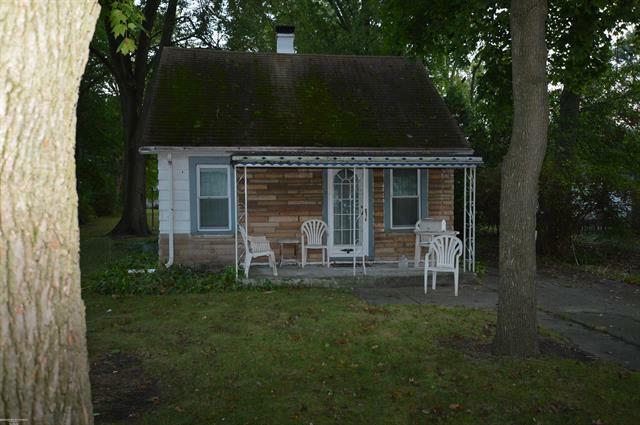 Property Photo:  3448 Dallas Avenue  MI 48091 