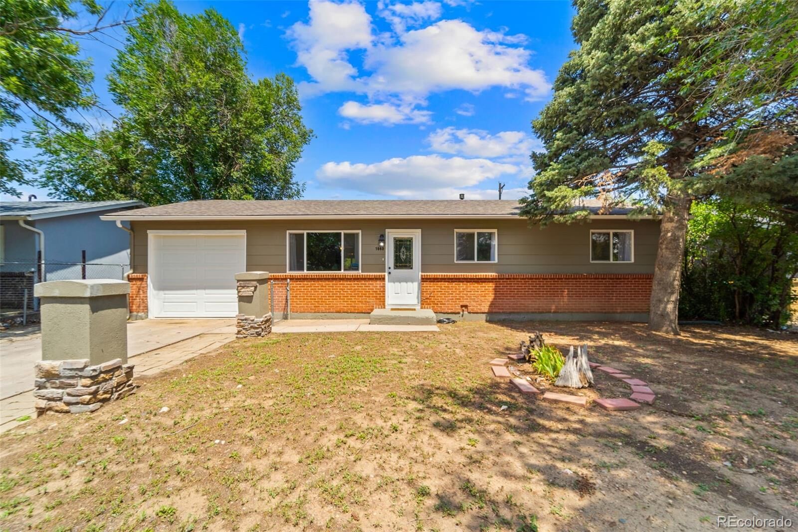 Property Photo:  1663 Maxwell Street  CO 80906 
