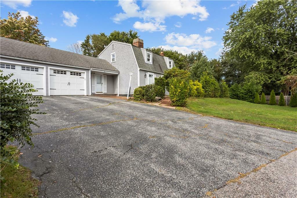 Property Photo:  72 Immokolee Drive  RI 02871 