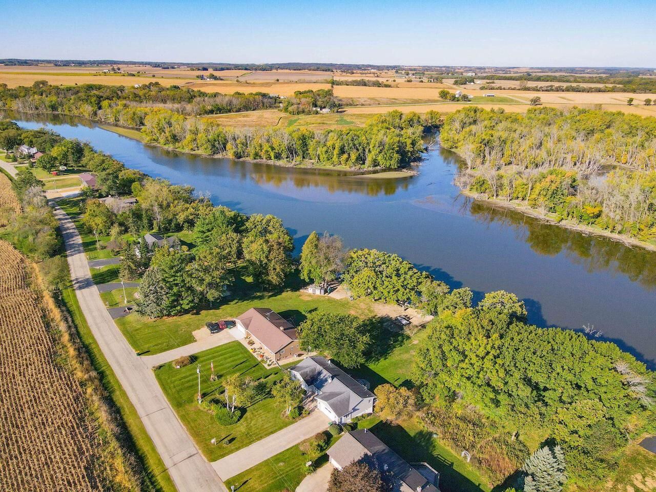 Property Photo:  8249 North Stone Farm Road  WI 53534 