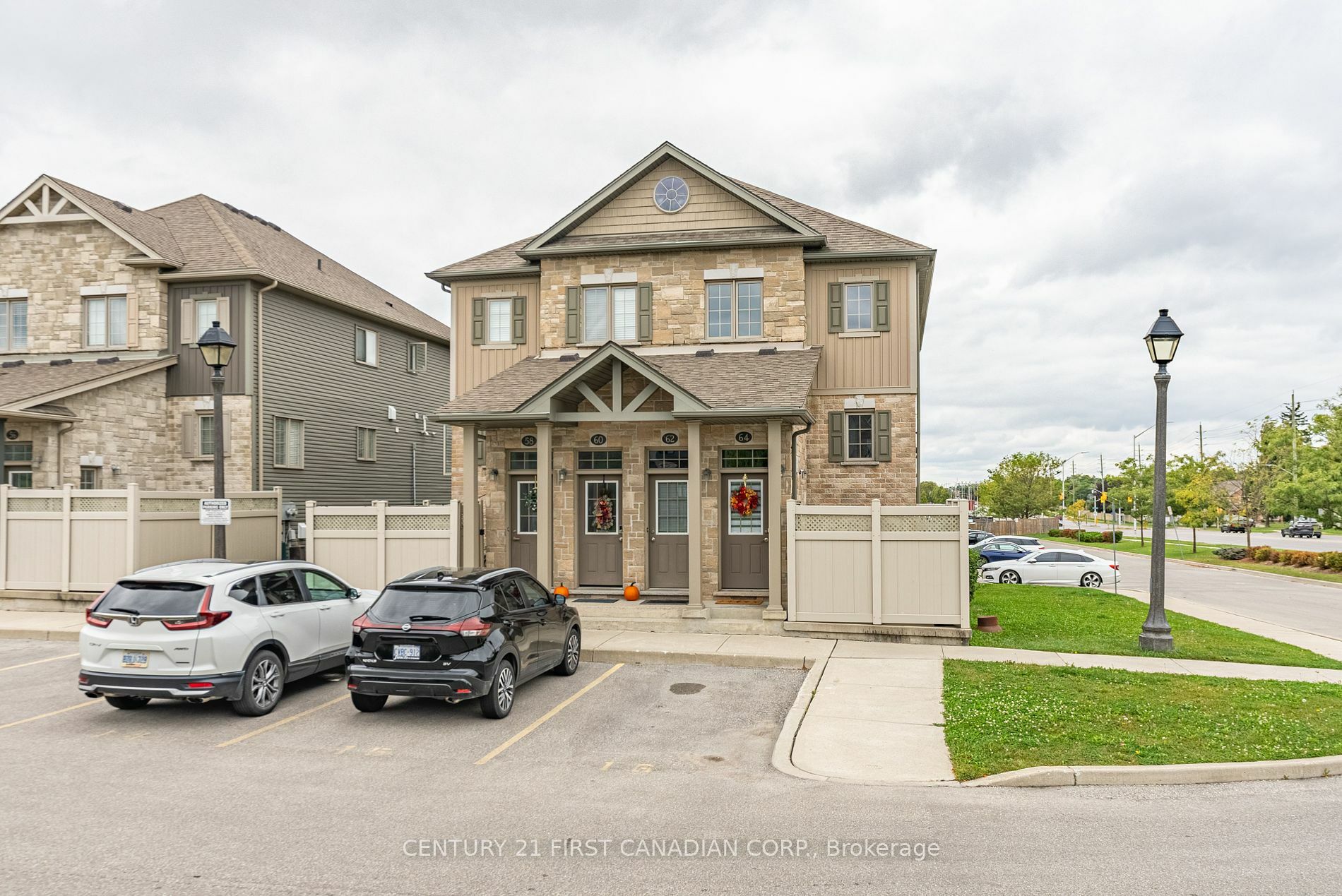 Photo de la propriété:  3200 Singleton Ave 62  ON N6L 0C7 