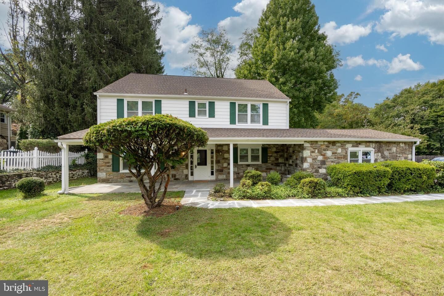 Property Photo: 1226 Fleetwood Rd PA 19046