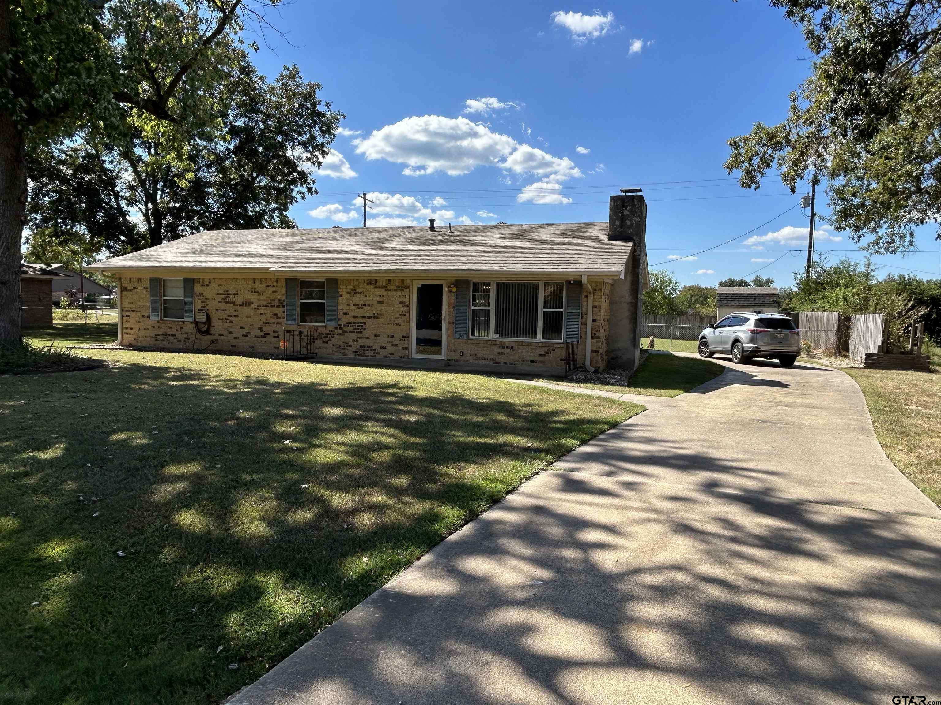 Property Photo:  120 Tomie St  TX 75783 