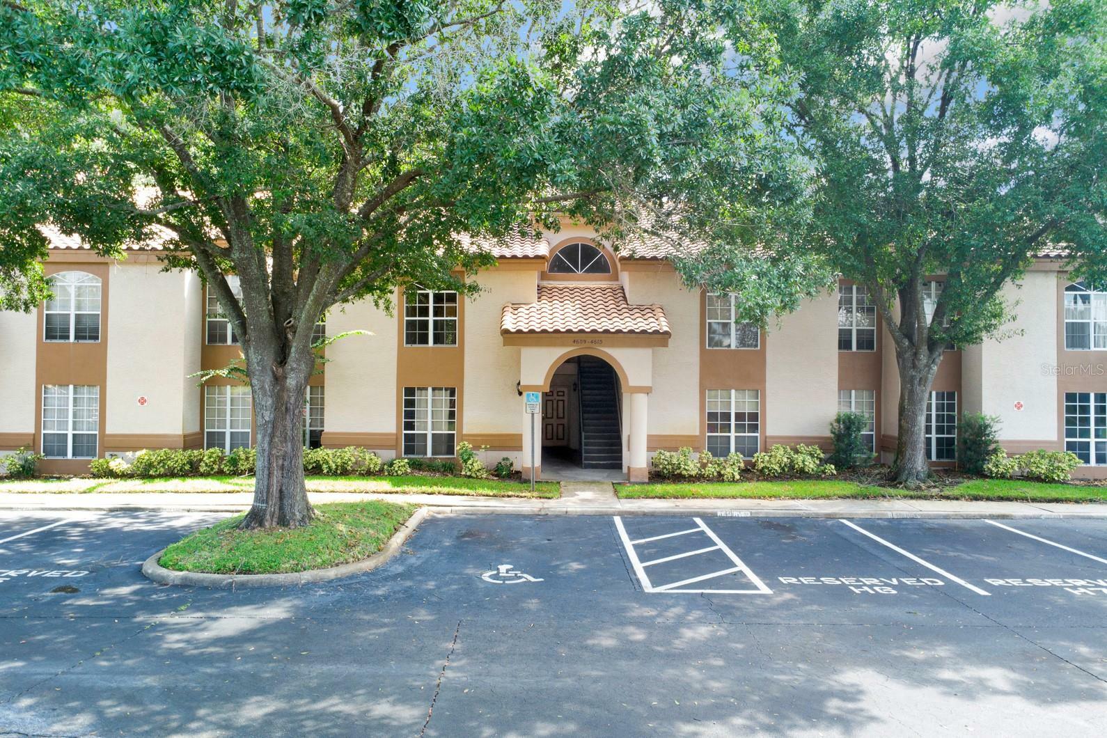 Property Photo:  4611 Gate Place H-203  FL 32811 