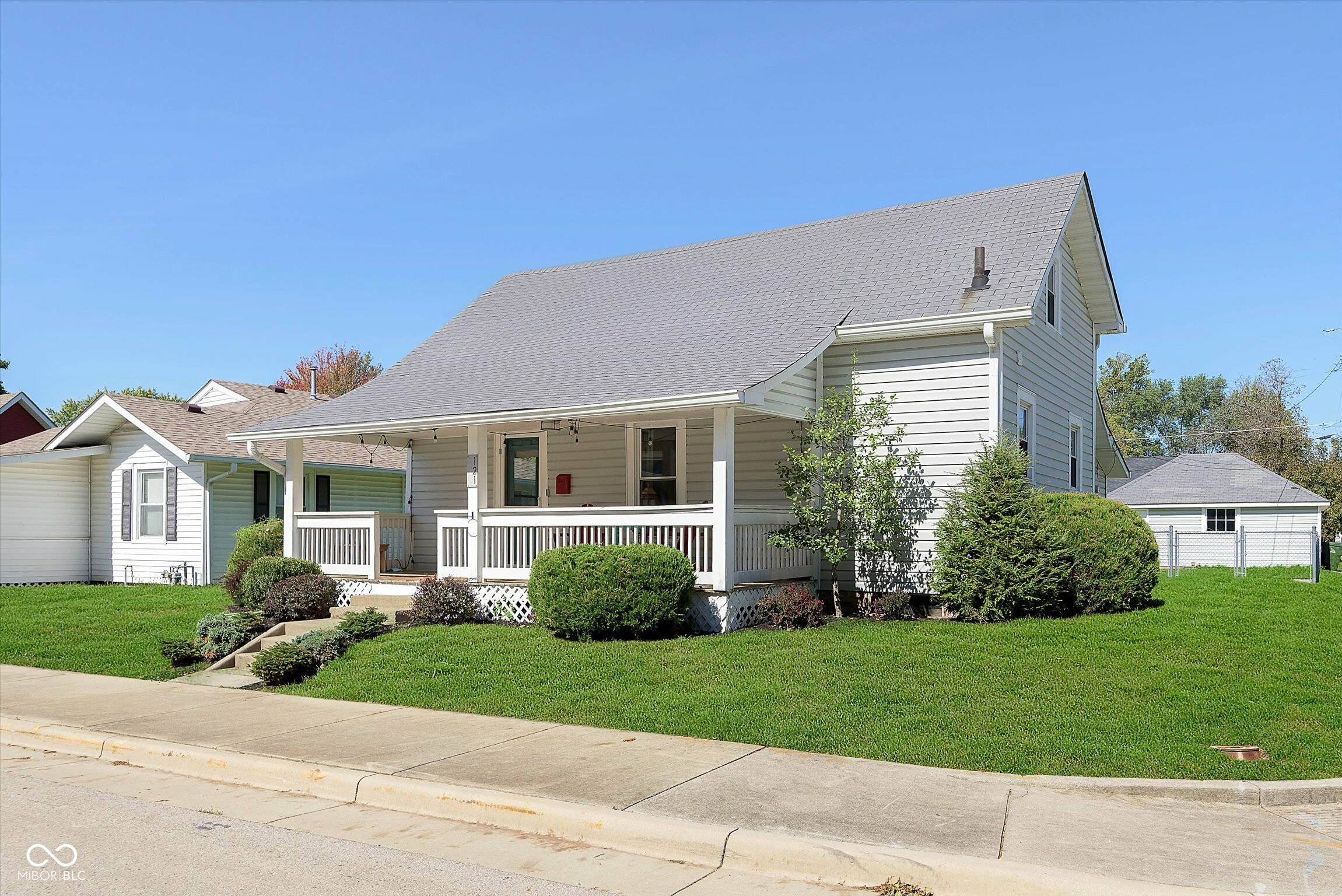 Property Photo:  121 E Michigan Street  IN 46040 