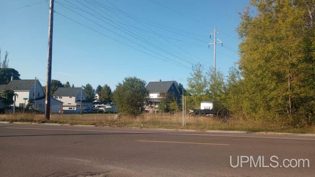 Property Photo: 727 Lake Linden Ave Street MI 49913-0000