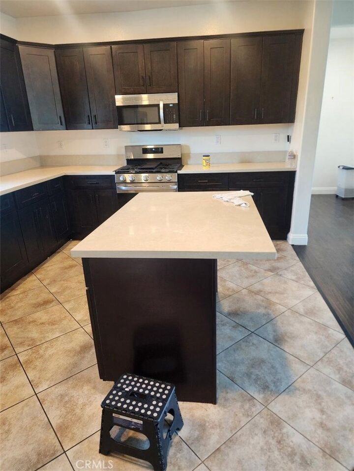 Property Photo:  25432 Cole Street  CA 92354 