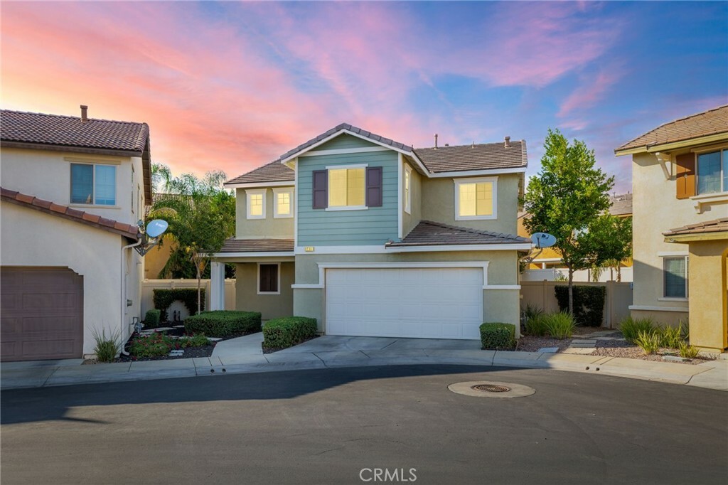 Property Photo:  1419 Damera Way  CA 92223 