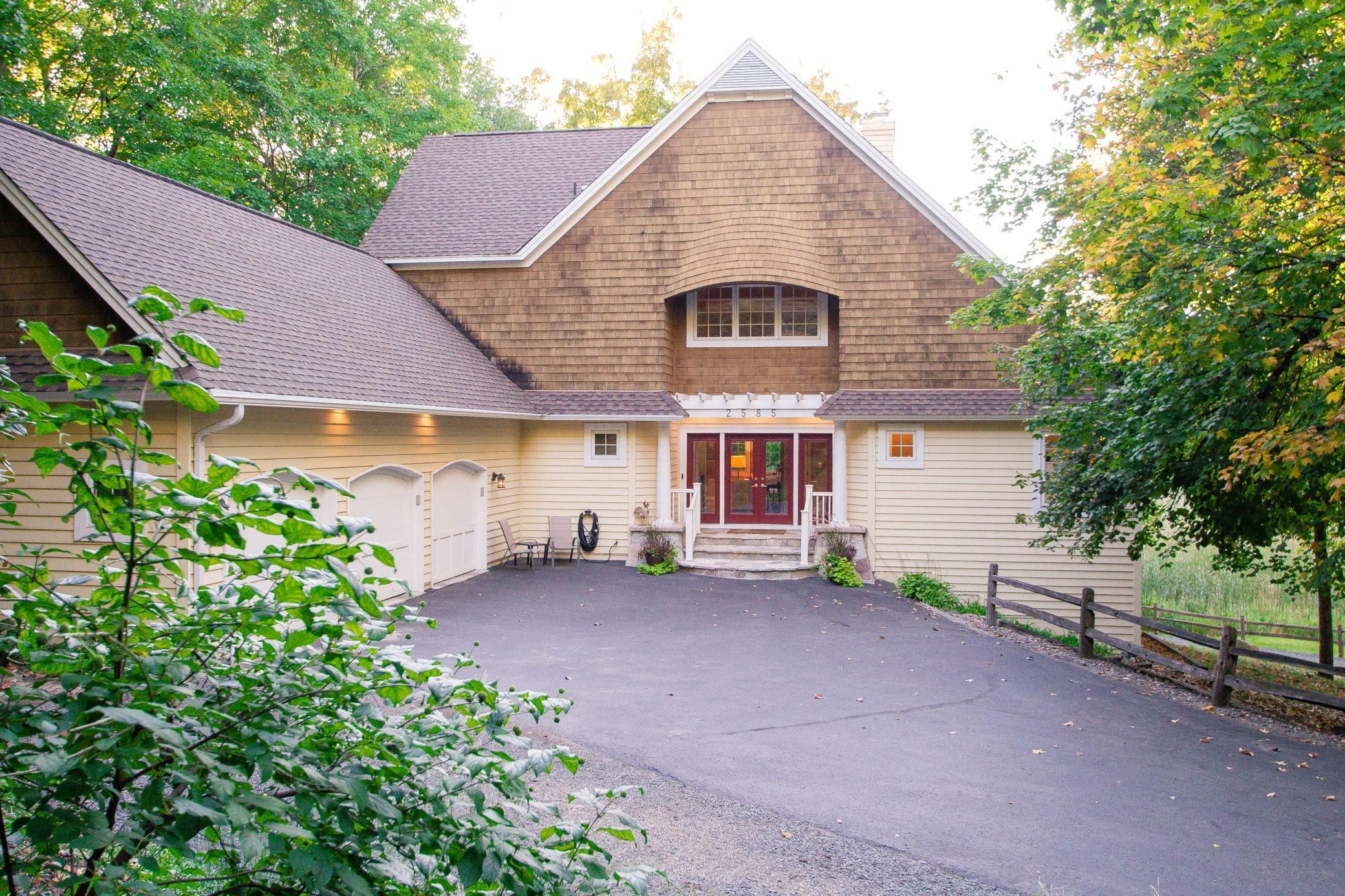 Property Photo:  2585 Old Beach Road  MN 55391 