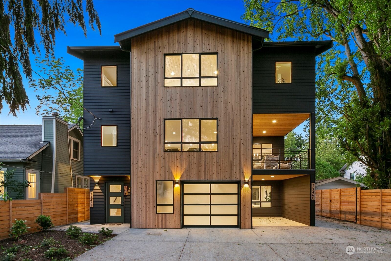 Property Photo: 346 NE 55th Street A WA 98105