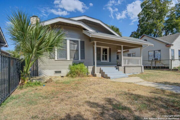 Property Photo:  543 Kayton  TX 78210 