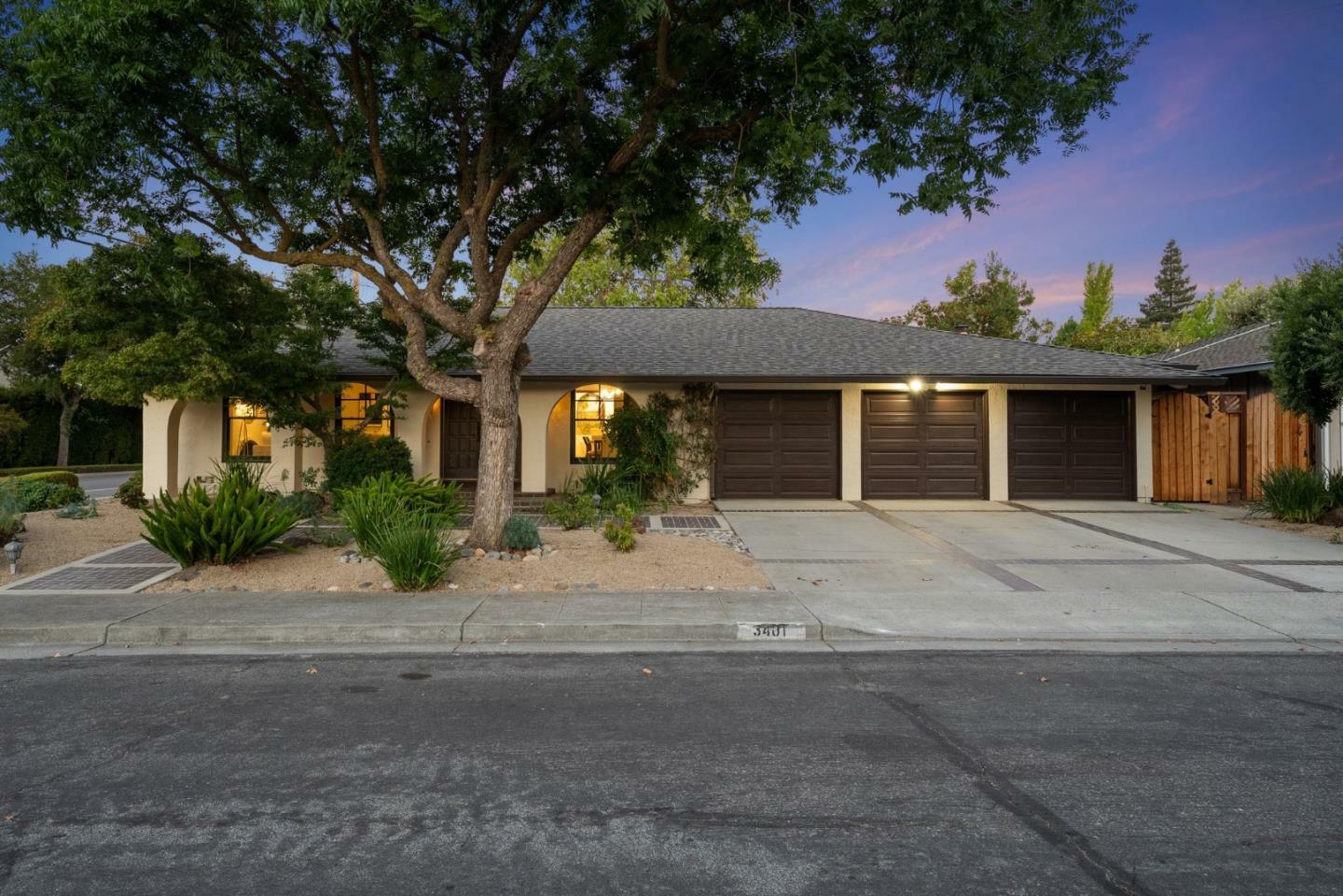 Property Photo:  3401 Ridgemont Drive  CA 94040 