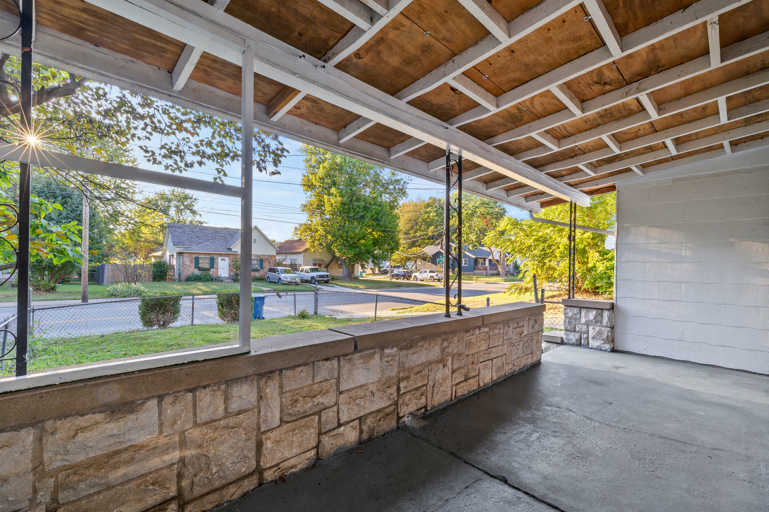 Property Photo: 1428 N Grant Avenue MO 65802