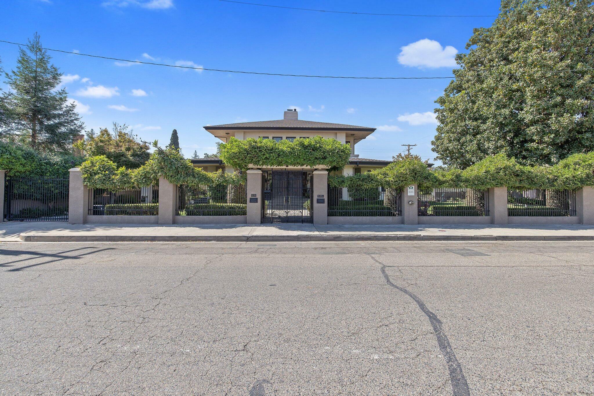 Property Photo:  535 N Church Street  CA 93291 