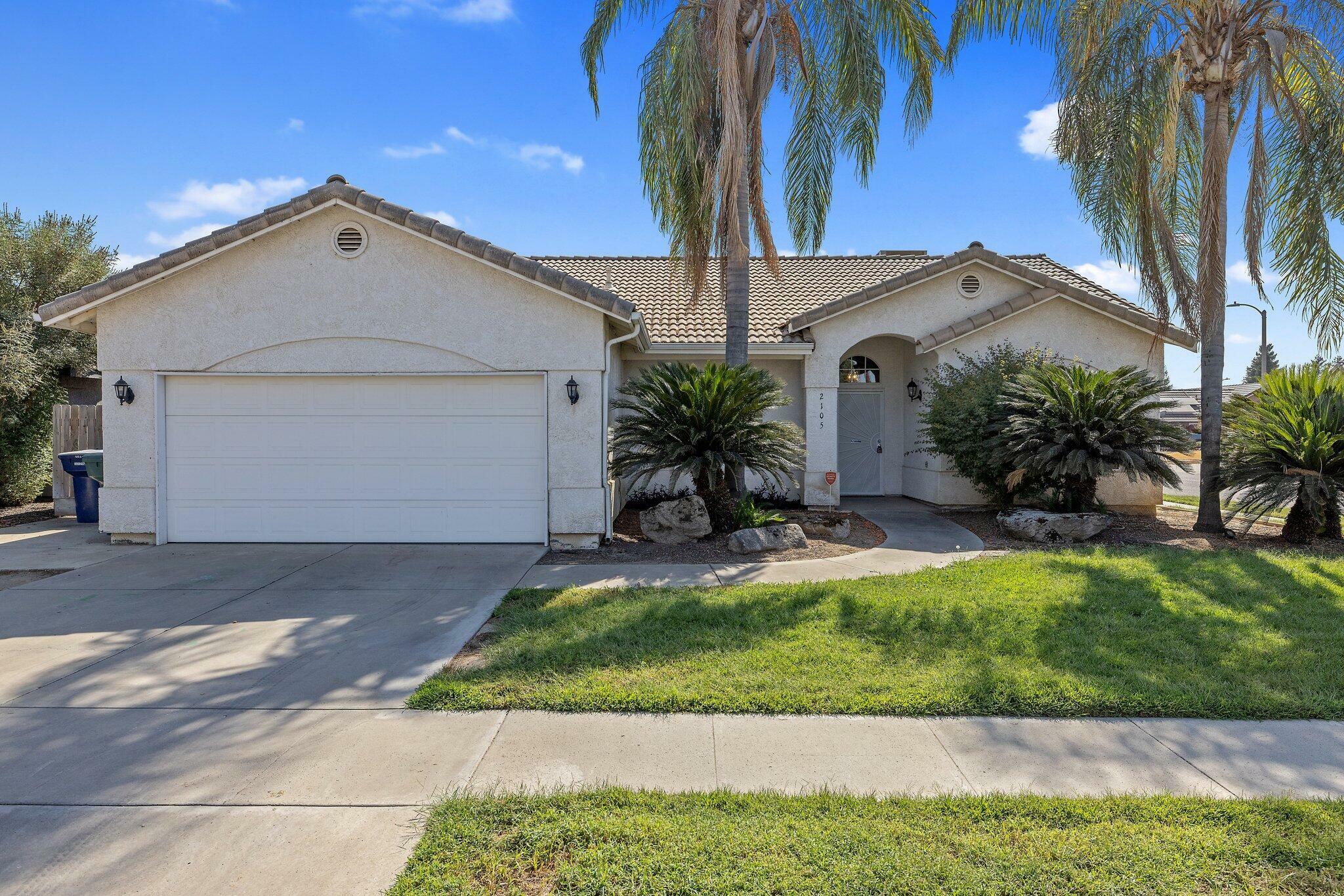 Property Photo:  2105 Shell Court  CA 93274 