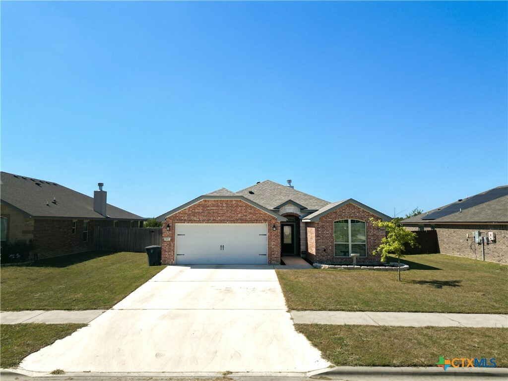 Property Photo:  5107 Colina Drive  TX 76549 