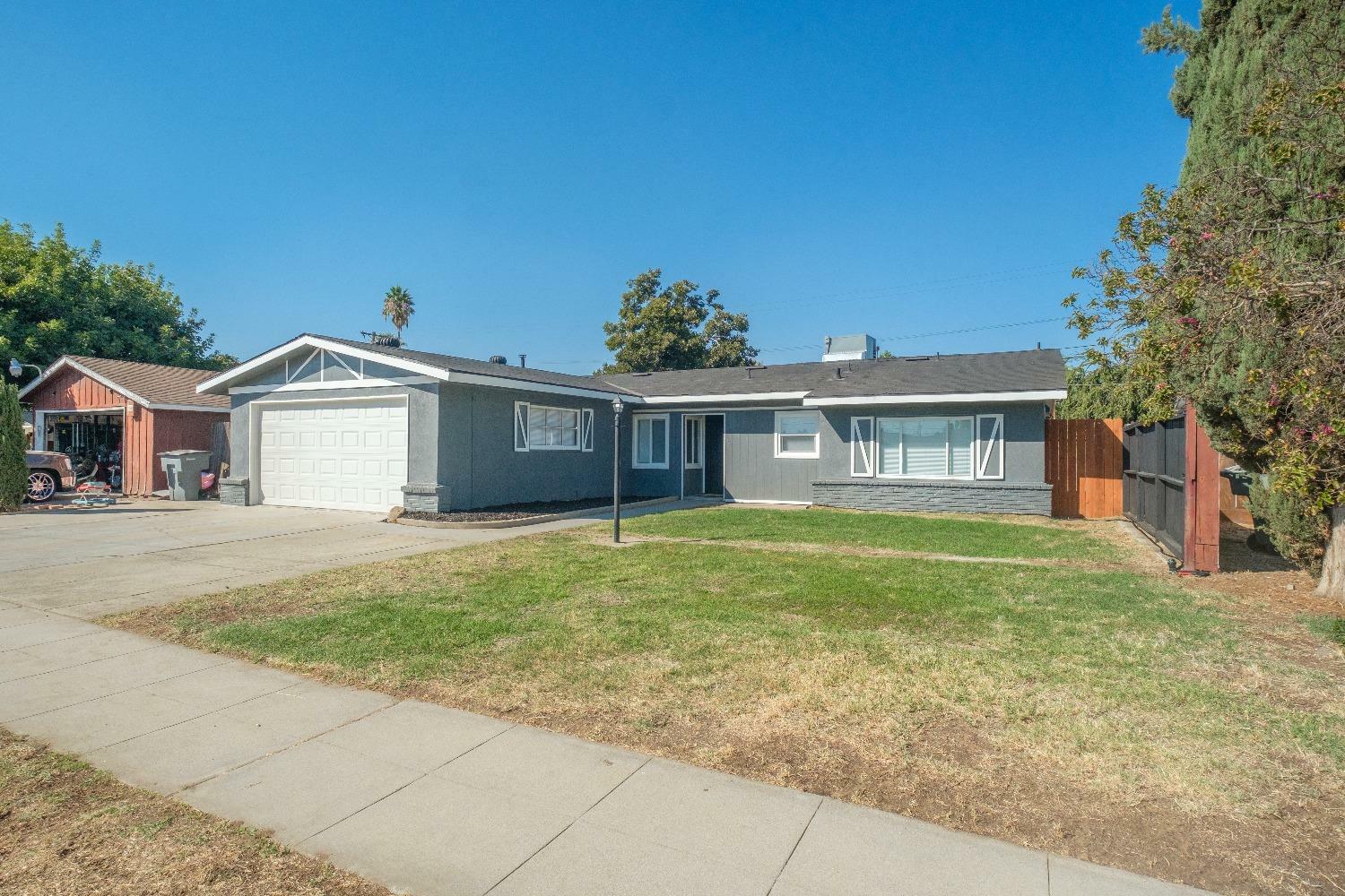 Property Photo:  3791 E Richert Avenue  CA 93726 