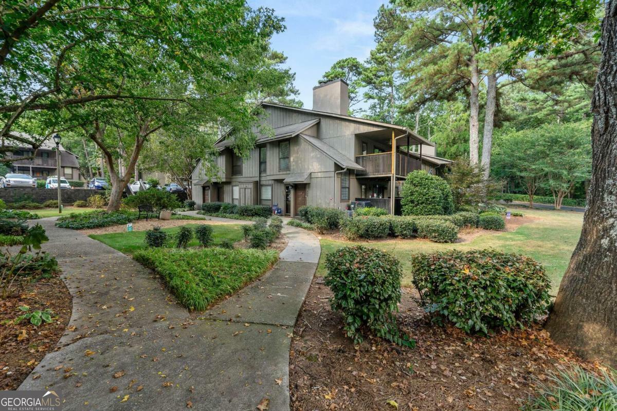 Property Photo:  508 Cumberland Court SE  GA 30080 