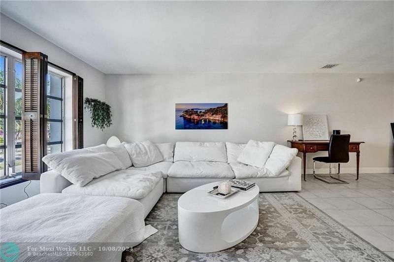 Property Photo:  1770 E Las Olas Blvd 204  FL 33301 