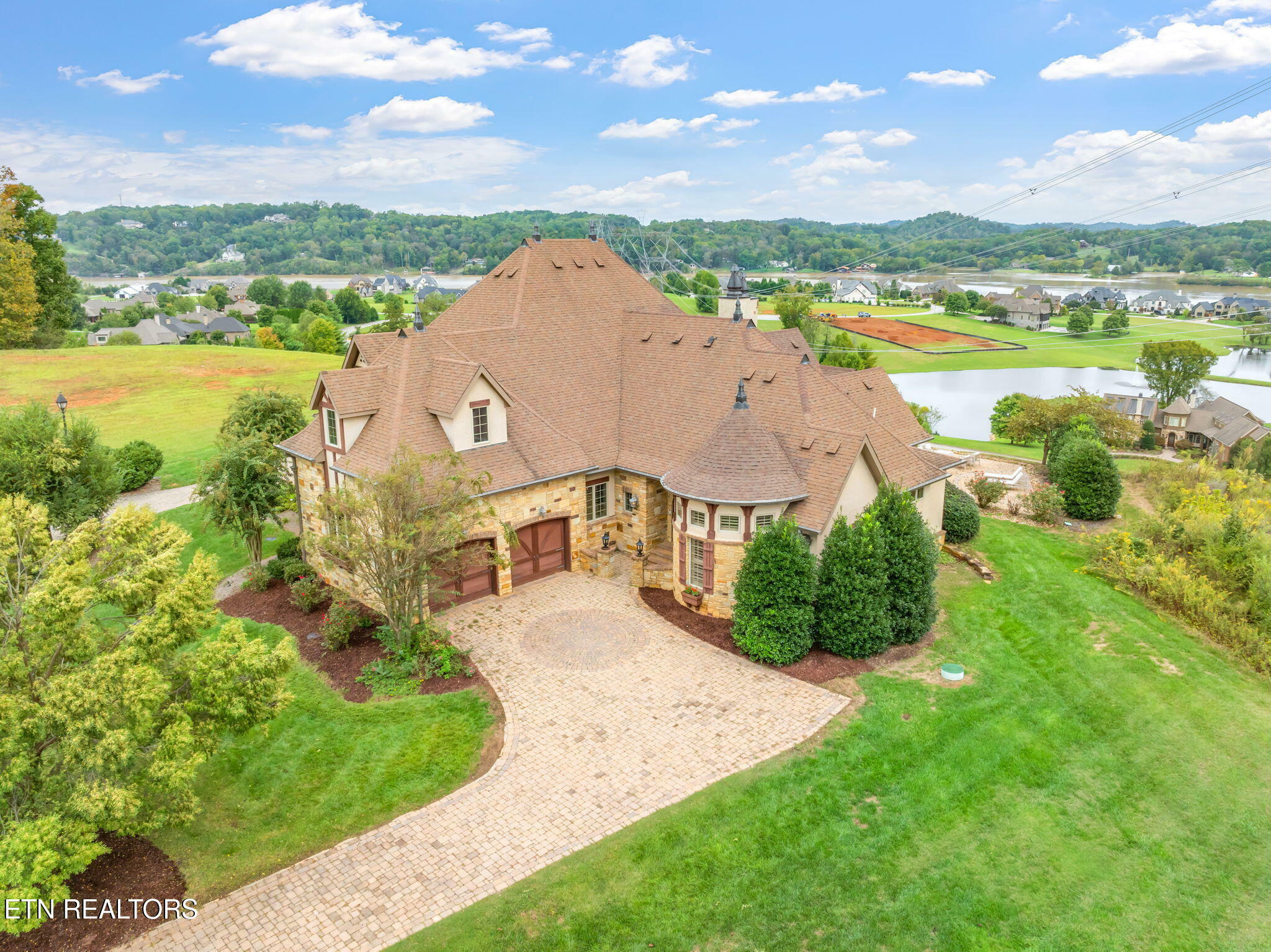 Property Photo:  3320 High Pointe Way  TN 37777 