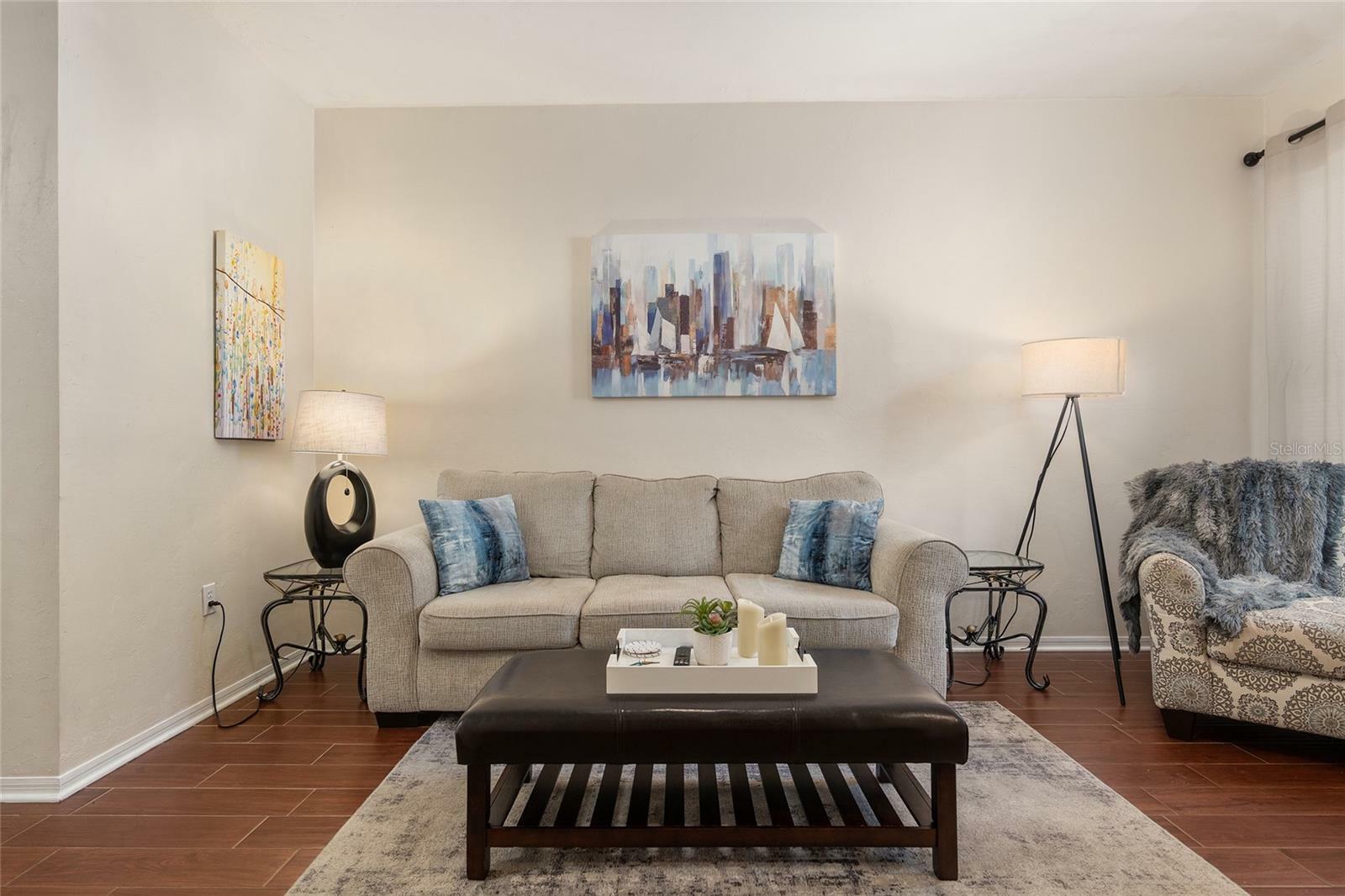 Property Photo: 1710 NW 7th Street 702 FL 32609