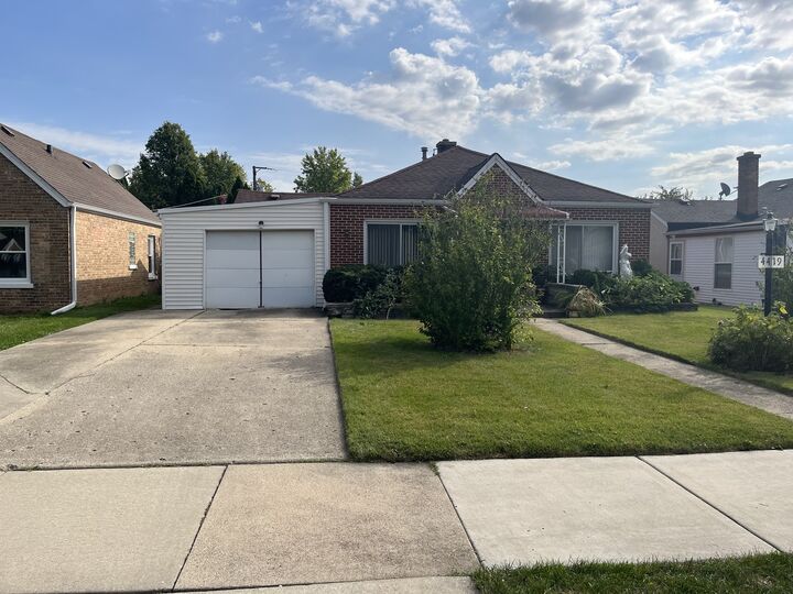 4419 Grace Street  Schiller Park IL 60176 photo