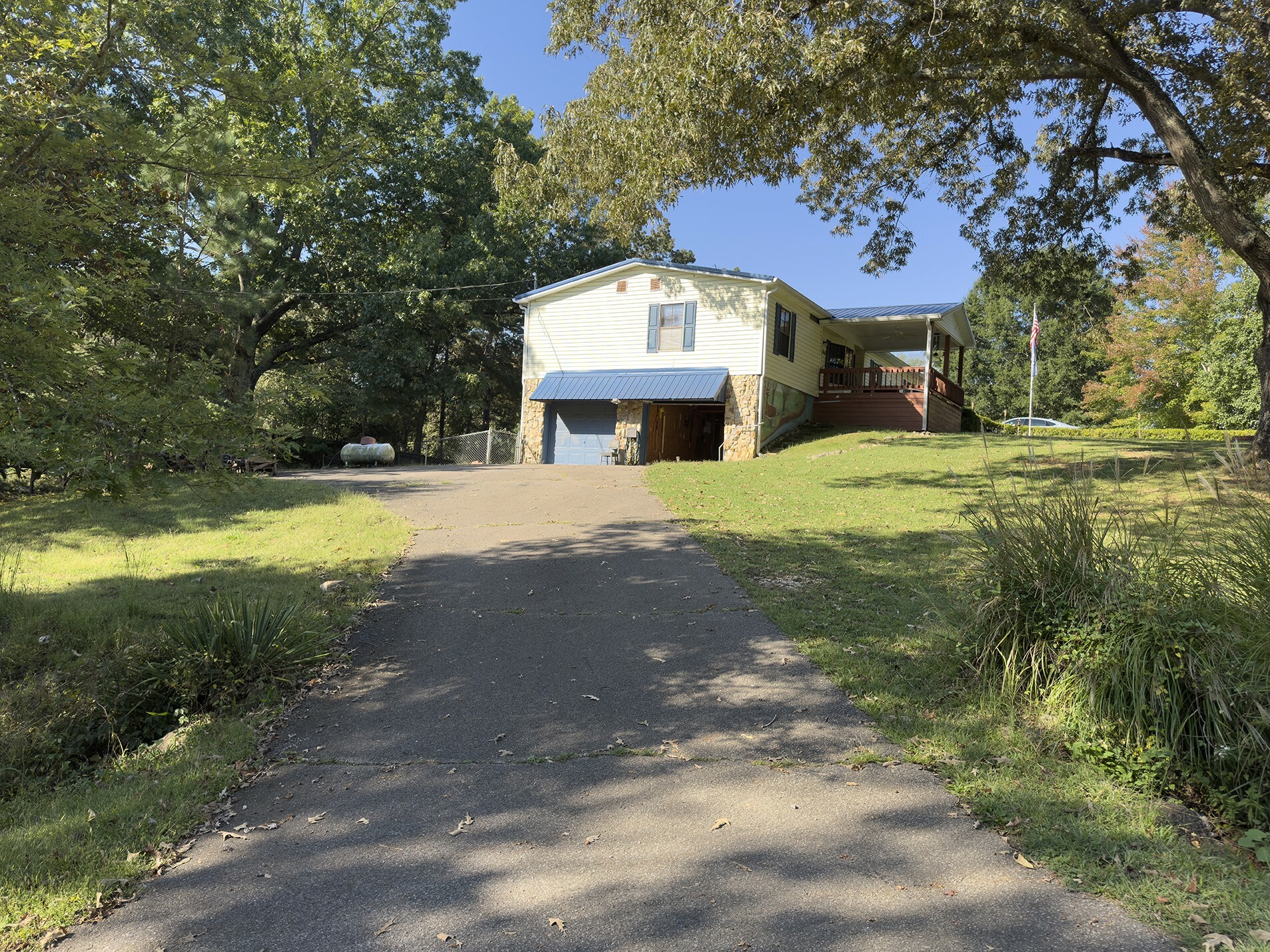 Property Photo:  140 Kenwood Dr  TN 38256 