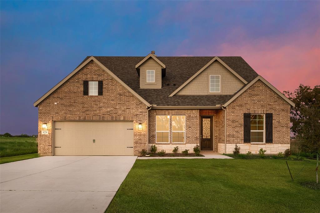 Property Photo: 424 Guadalupe Lane TX 76082