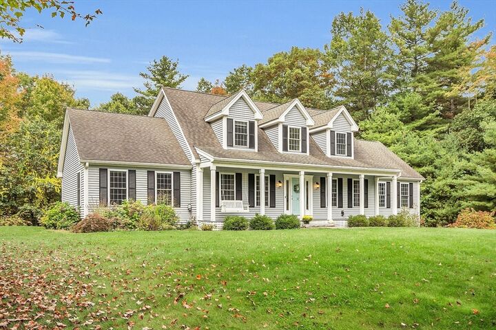 Property Photo:  32 Evelyn Place  MA 01523 