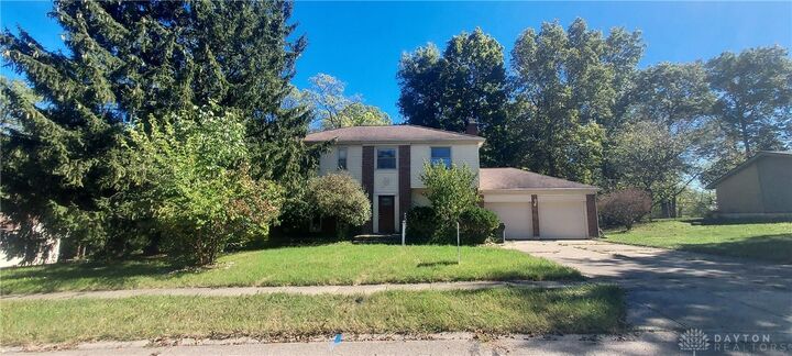 1866 Southlawn Drive  Fairborn OH 45324 photo