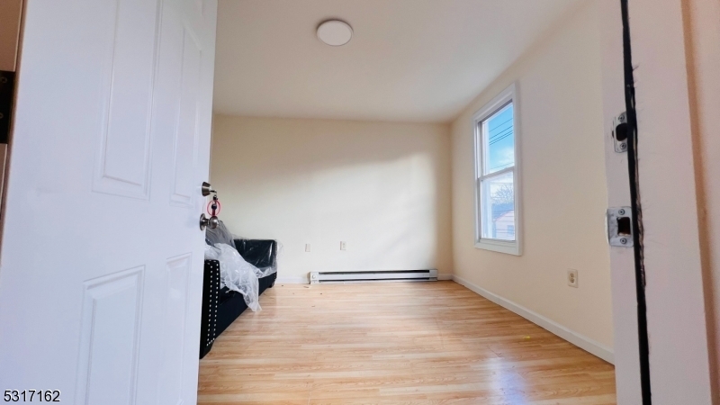 Property Photo:  512 Summer St 2  NJ 07501 