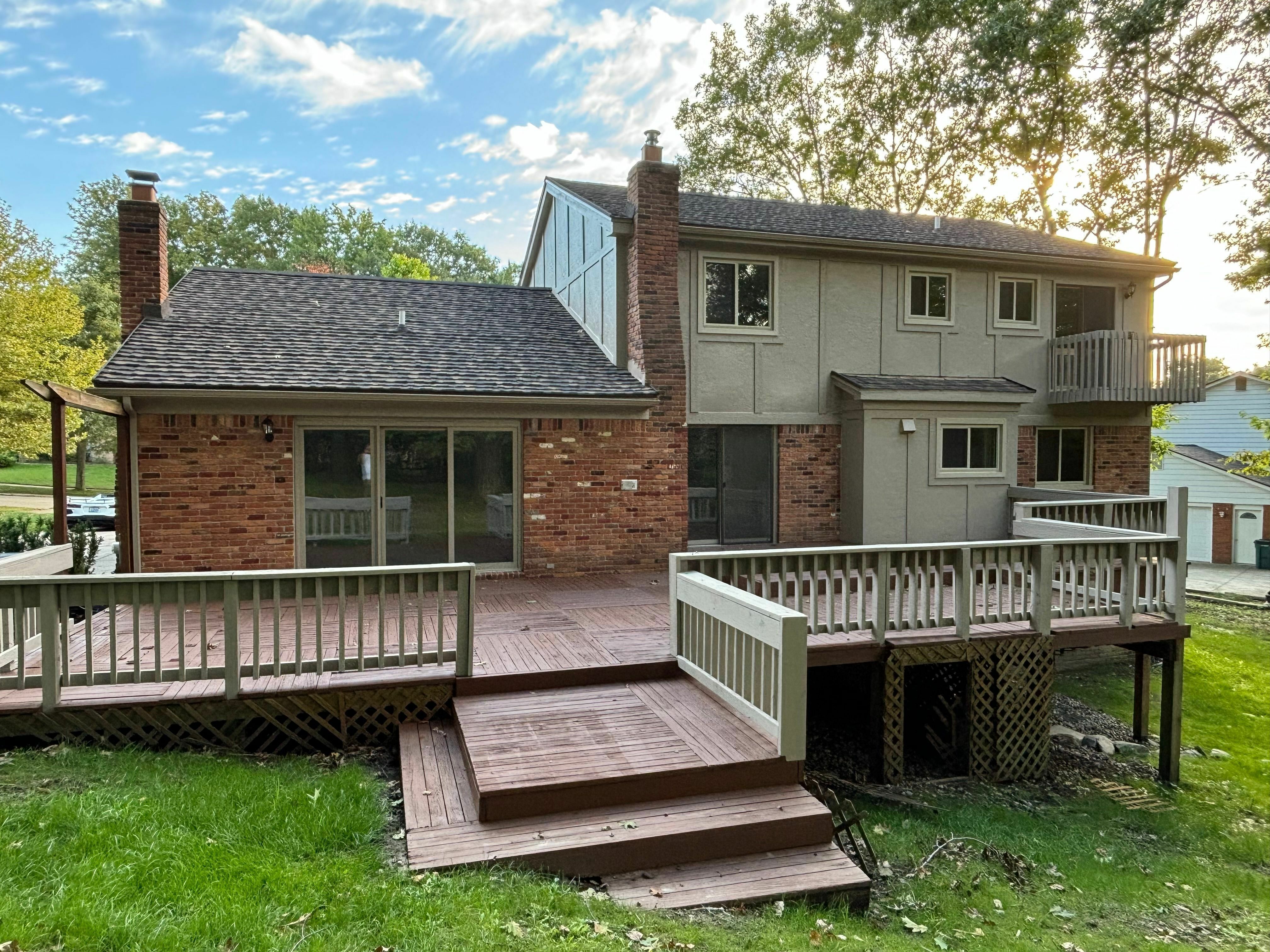 Property Photo:  2738 Creek Bend Drive  MI 48098 2320 