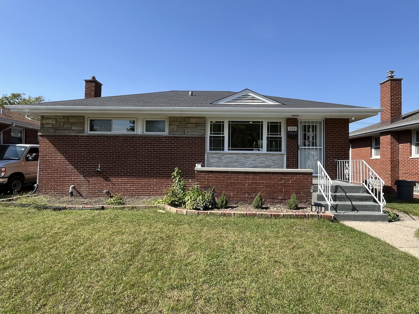 Property Photo:  358 Clyde Avenue  IL 60409 