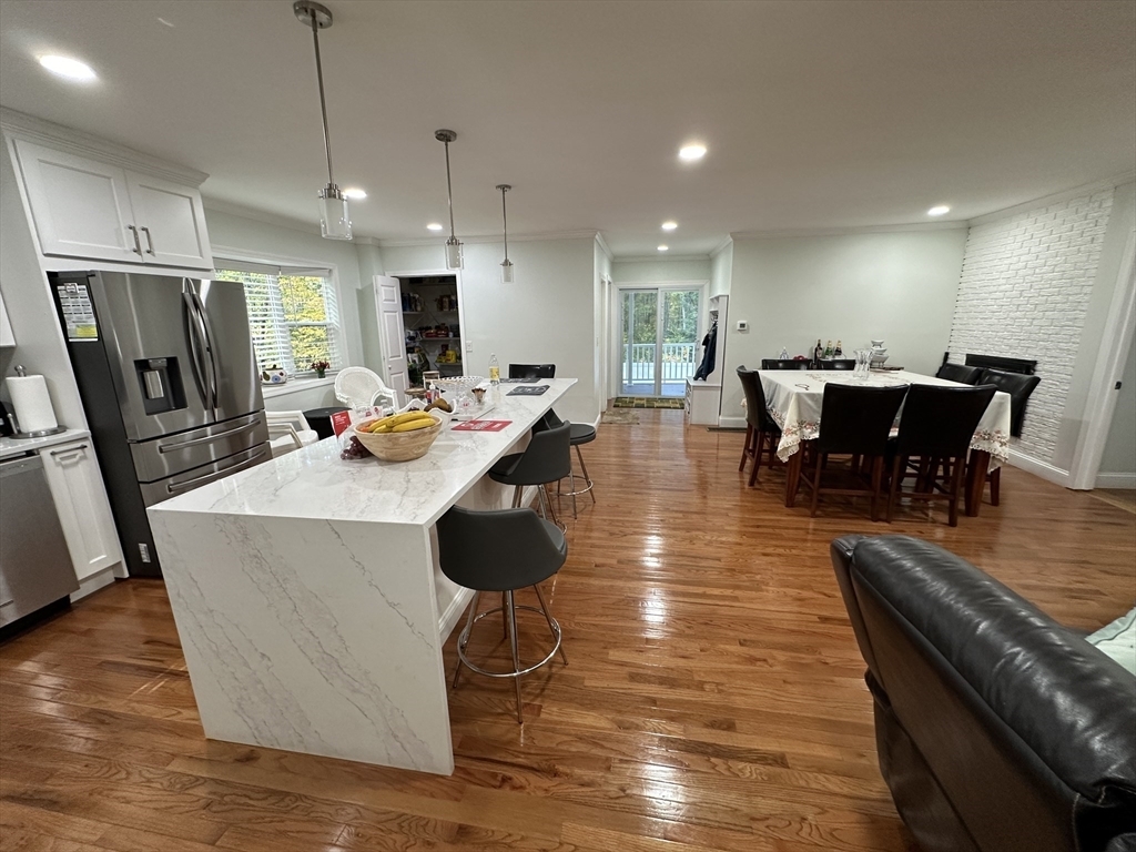 Property Photo:  354 Malden  MA 01520 