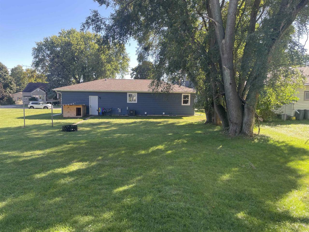 Property Photo:  442 East Jackson Street  WI 54971 