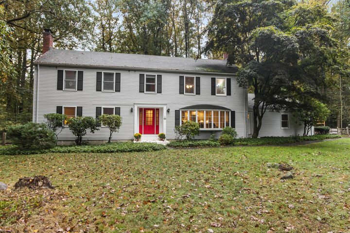 44 Oak Hill Lane  Woodbridge CT 06525 photo