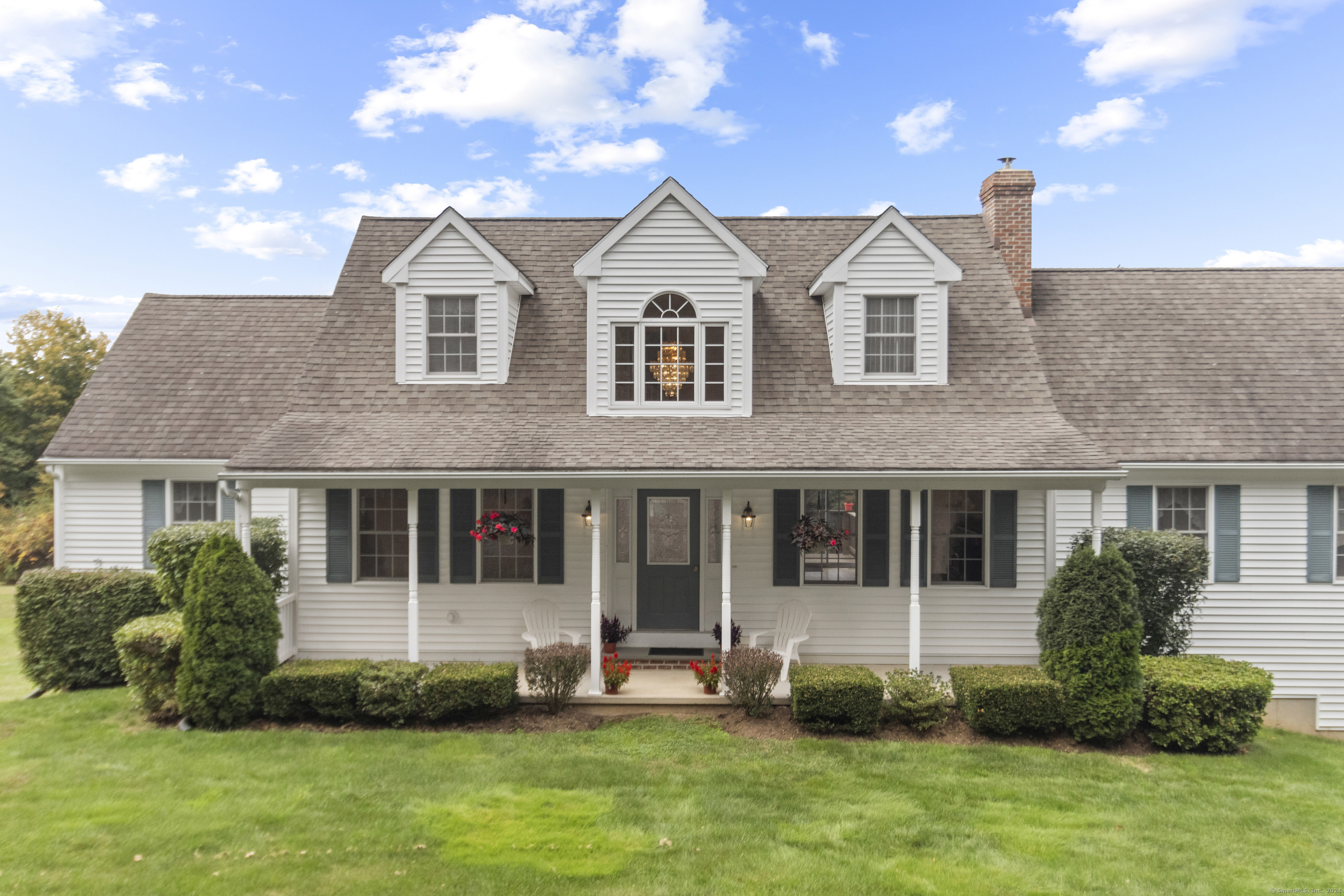 Property Photo:  425 Chestnut Tree Hill Road  CT 06478 