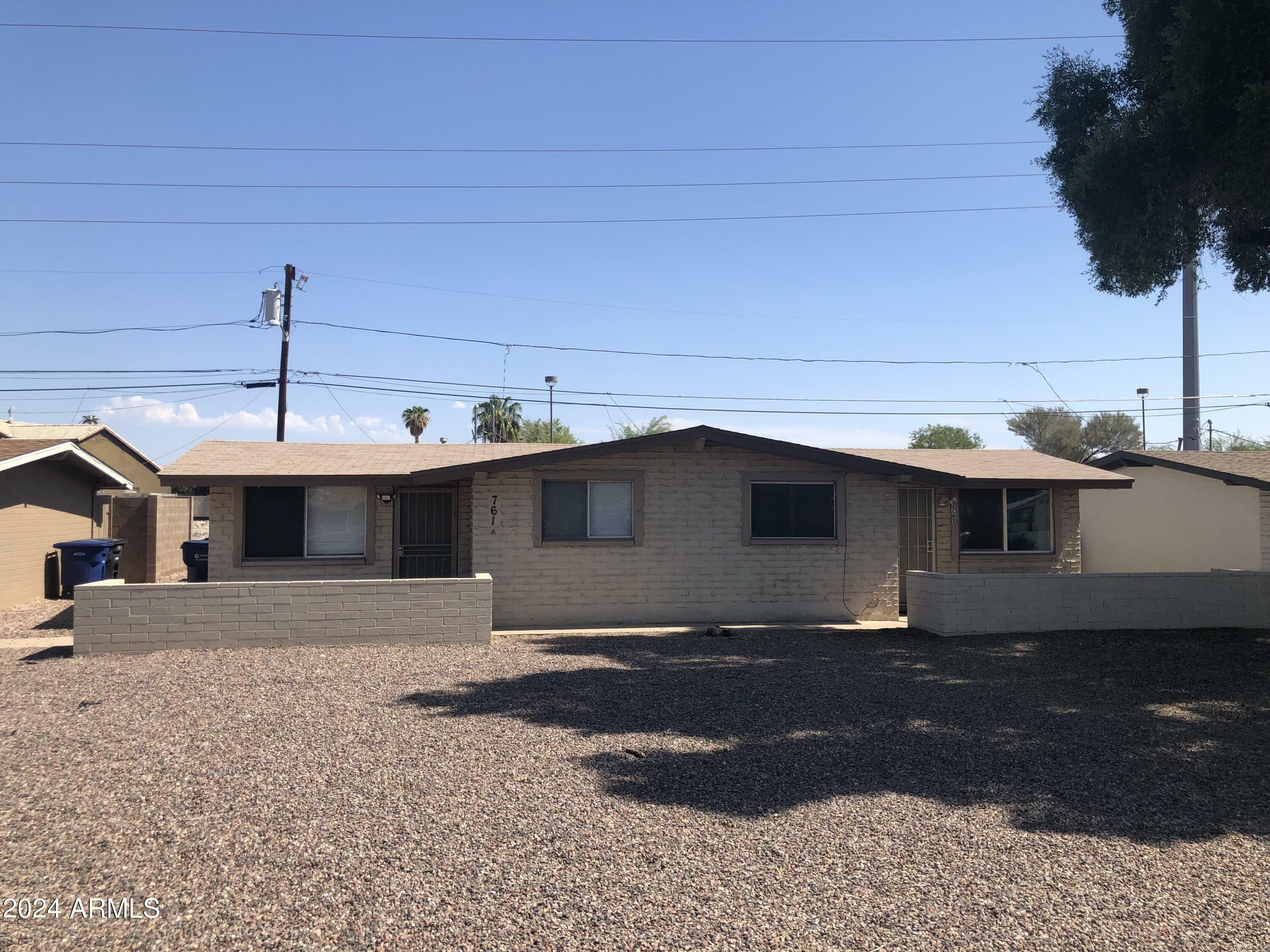 Property Photo:  761 N Delaware Street  AZ 85225 