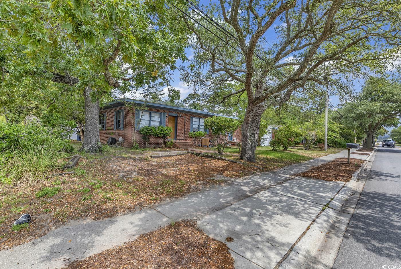 Property Photo:  501 Oak St.  SC 29577 