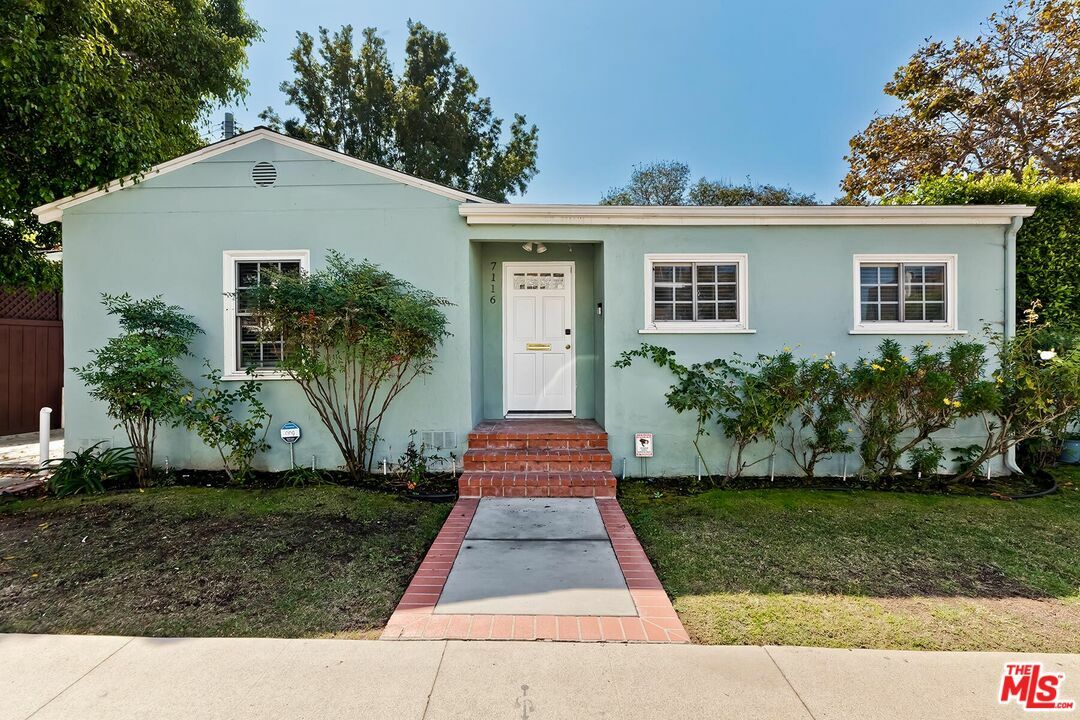 Property Photo:  7116   Waring Ave  CA 90046 