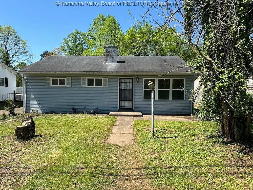 Property Photo:  1530 Upper Midway Drive  WV 25064 