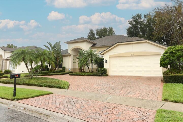 Property Photo: 3867 Brantley Place Circle FL 32703