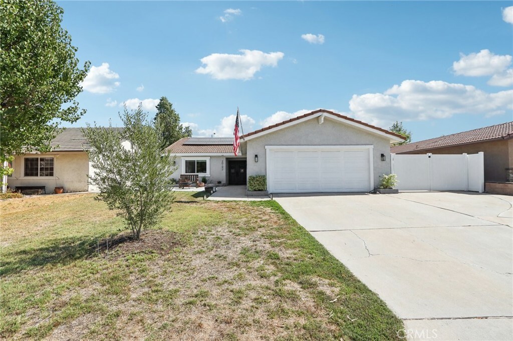 Property Photo:  30192 Skipjack Drive  CA 92587 