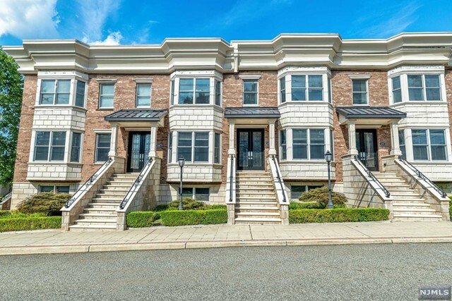 Property Photo:  2170 Ellery Avenue  NJ 07024 